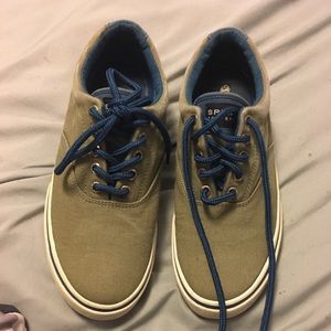 Men’s Sperrys size 7